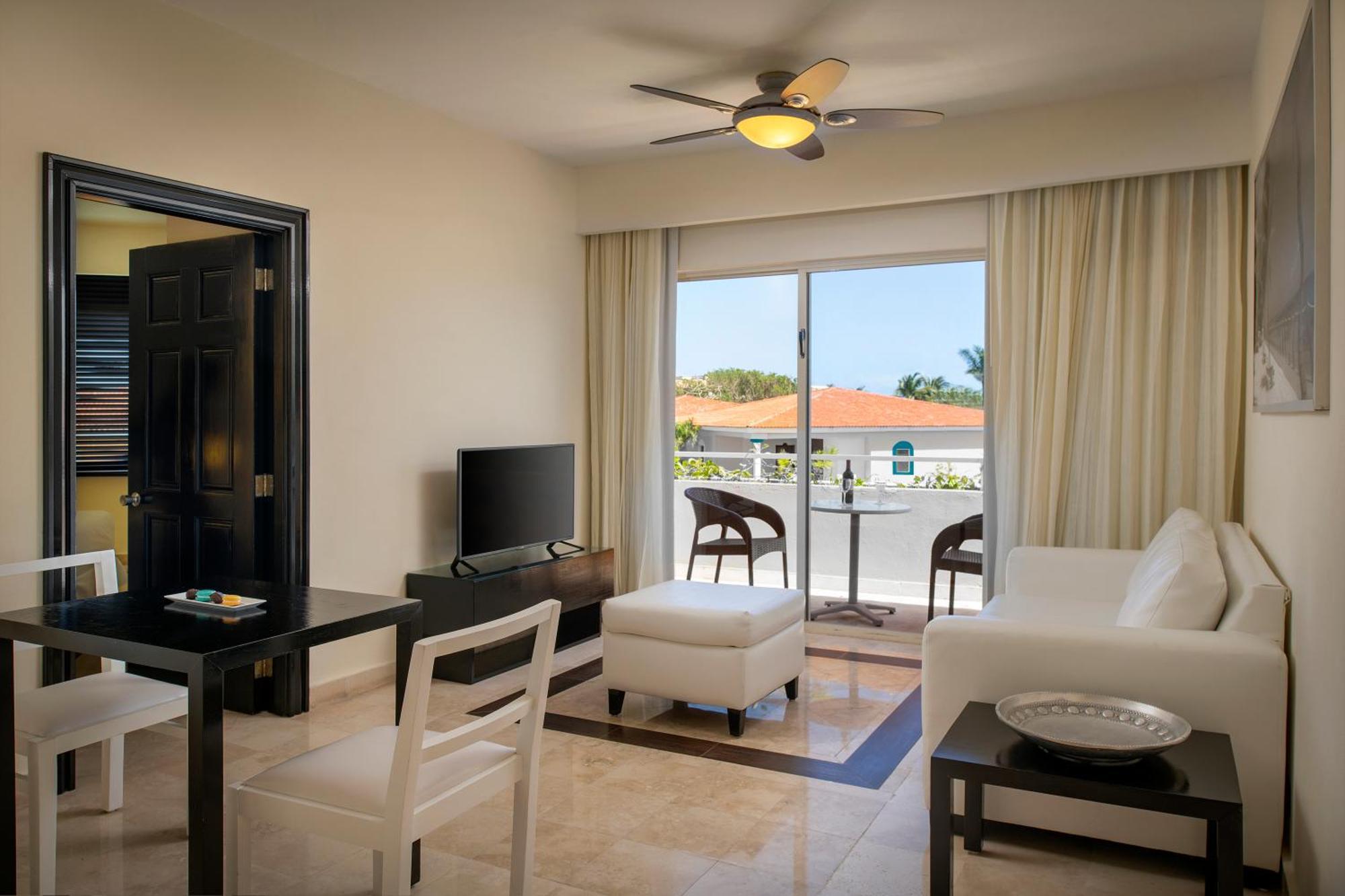 Privilege Romance Suite Jacuzzi